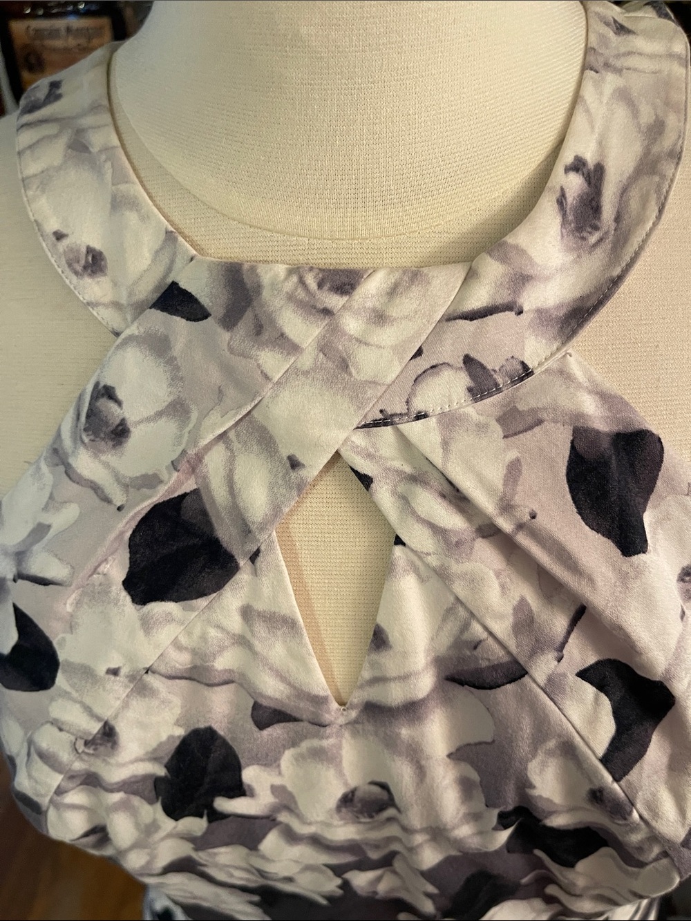 Floral Halter-Crossover Camisole in Black and White - Picture 2 of 7